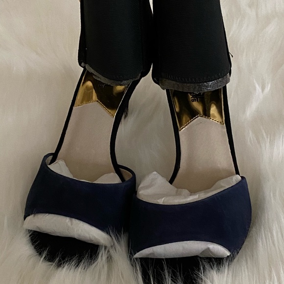 Brand New Navy and Black 2 part Bootie - Picture 2 of 6
